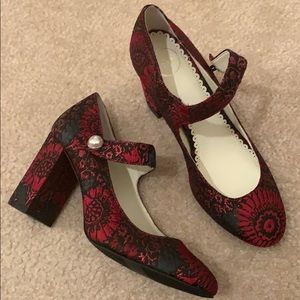 1901 Mary Jane - pearl detail